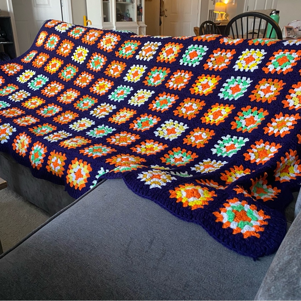 Vintage Afghan - Colorful Crochet Granny Square Blanket Throw EUC